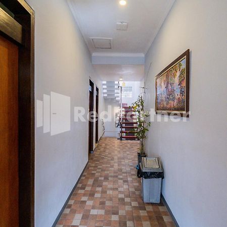 Swun Stay Inn At Sawahan Mitra Reddoorz Malang Dış mekan fotoğraf