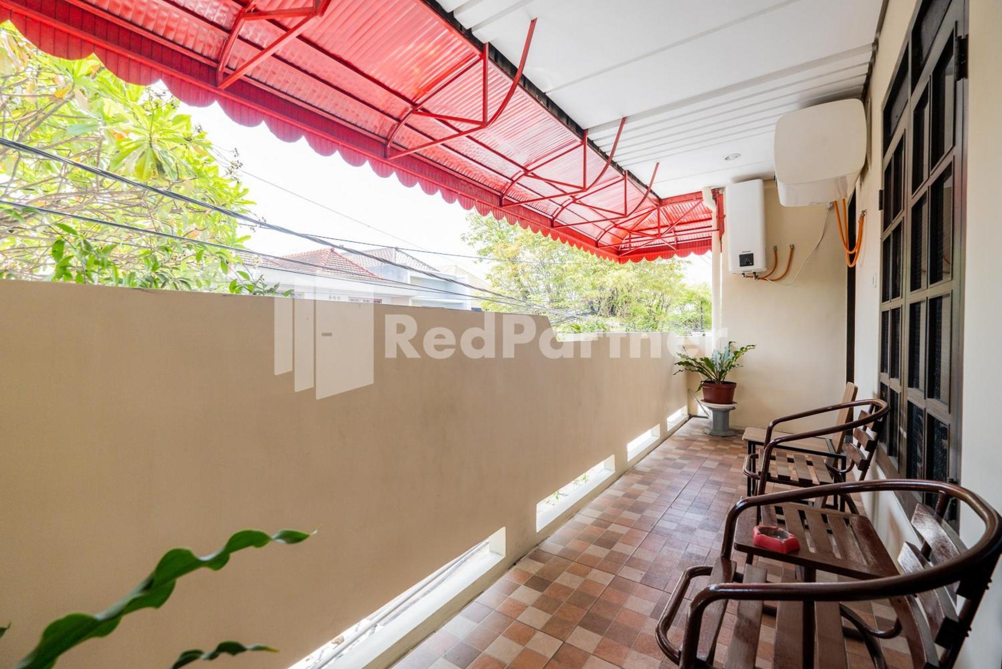 Swun Stay Inn At Sawahan Mitra Reddoorz Malang Dış mekan fotoğraf