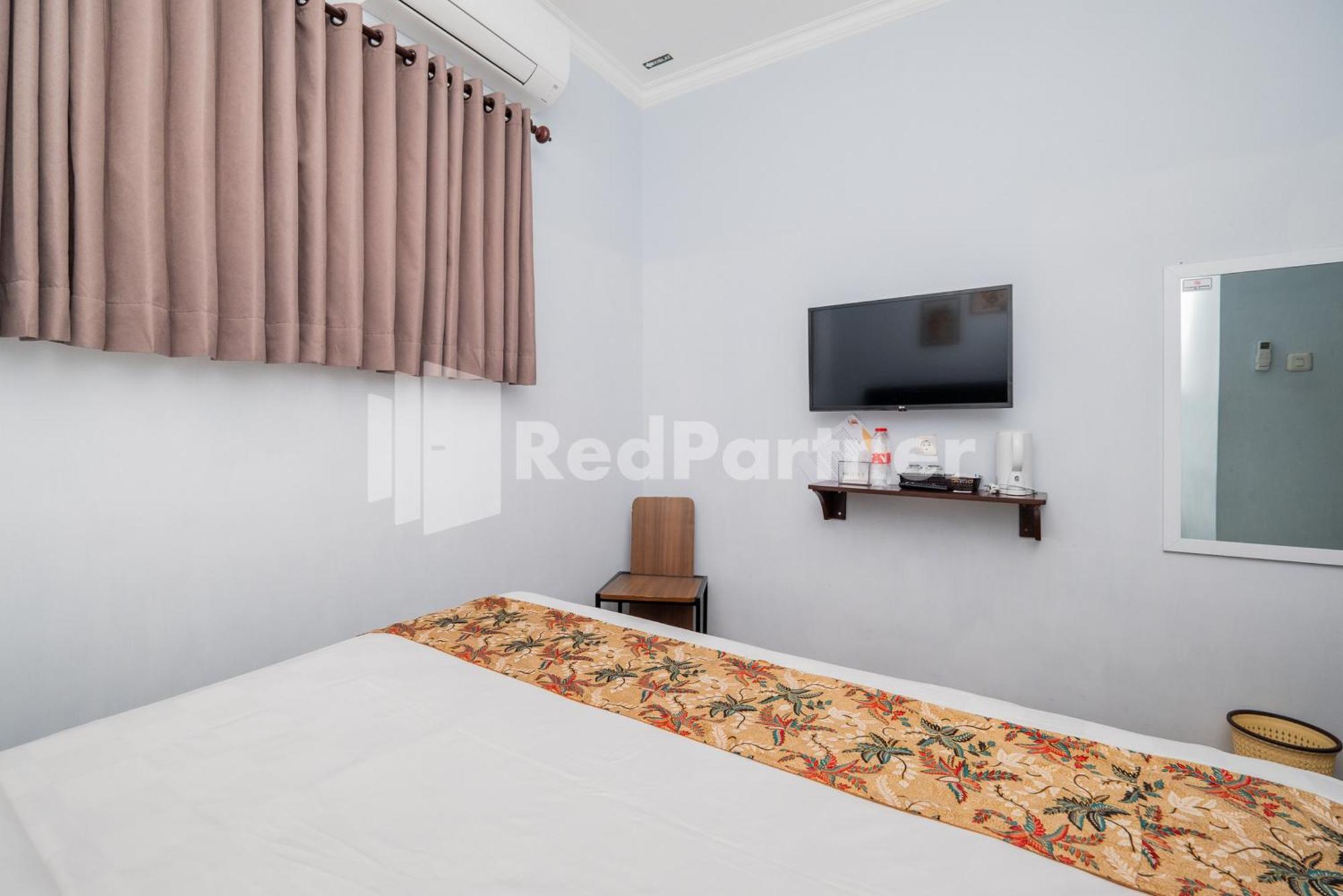 Swun Stay Inn At Sawahan Mitra Reddoorz Malang Dış mekan fotoğraf