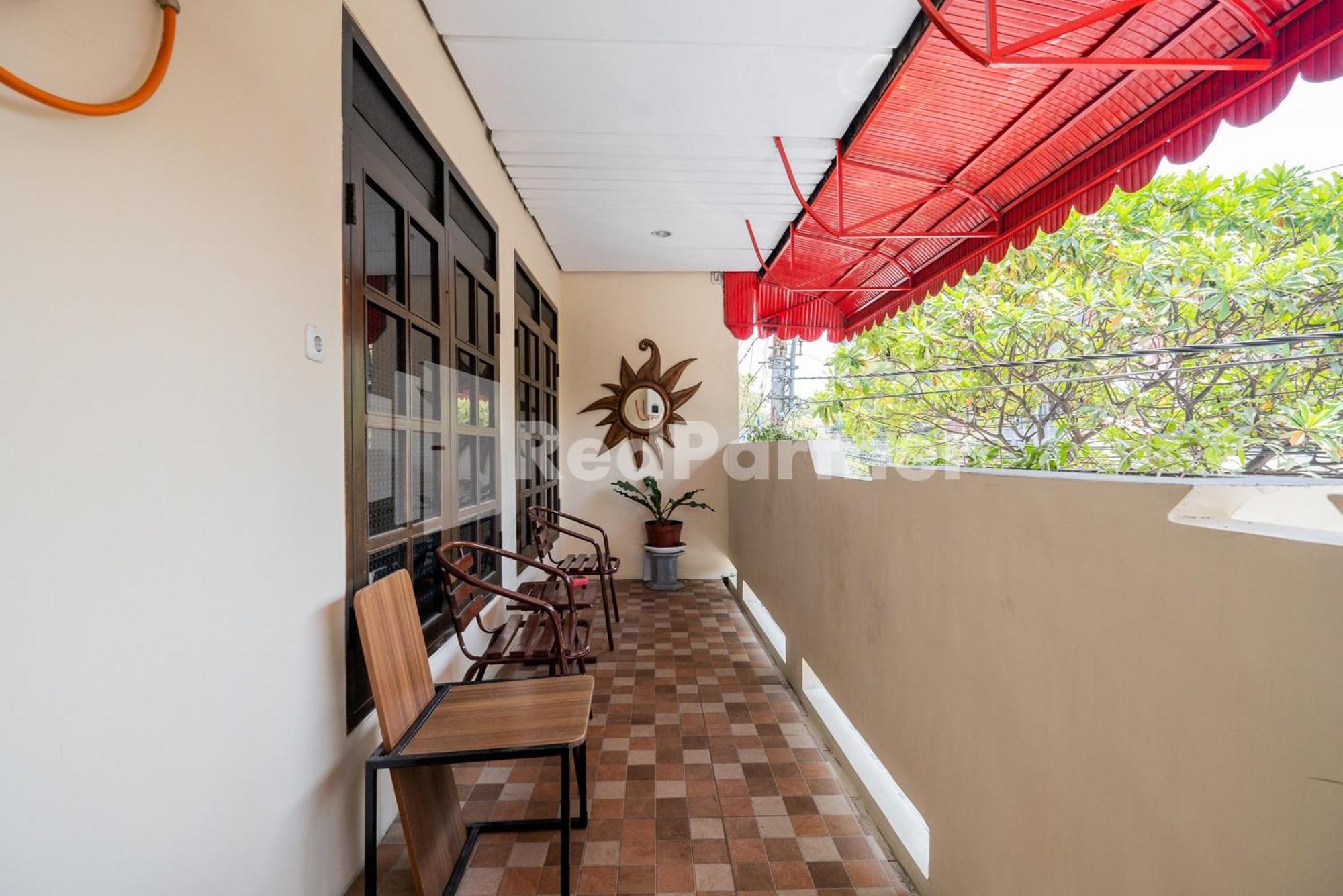 Swun Stay Inn At Sawahan Mitra Reddoorz Malang Dış mekan fotoğraf